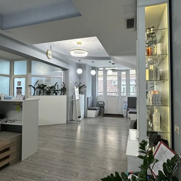Косметологическая клиника и многопрофильный медицинский центр ID Clinic фото 2