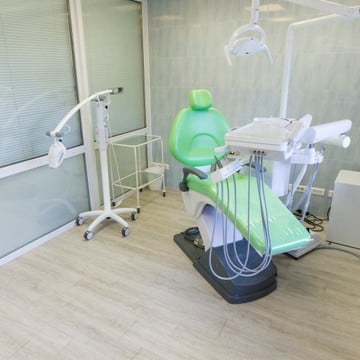 Стоматологическая клиника IQ dental clinic фото 1