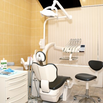 Стоматологическая клиника DR.RUDOMIN фото 2