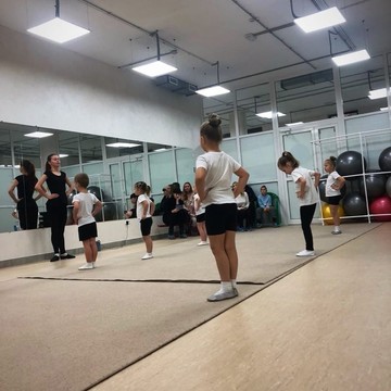Школа танцев Перспектива в Железнодорожном районе фото 2