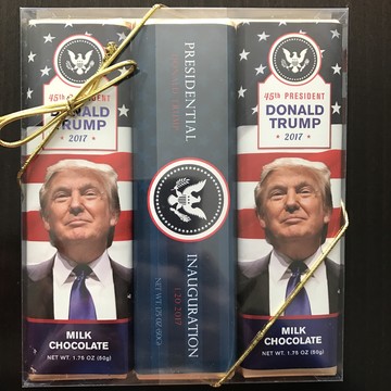Вот такие сюрпризы привозят нам довольные клиенты из США. Это шоколадки с инаугурации президента США Дональда Трампа. Виза в США - самая легкая виза!