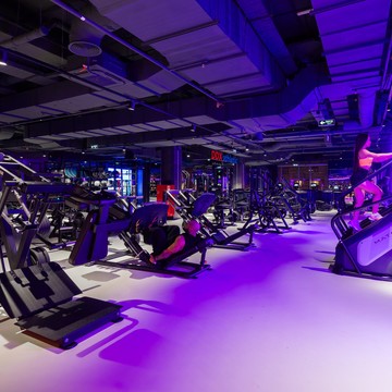 Фитнес-клуб DDX Fitness в ТЦ Голливуд фото 2