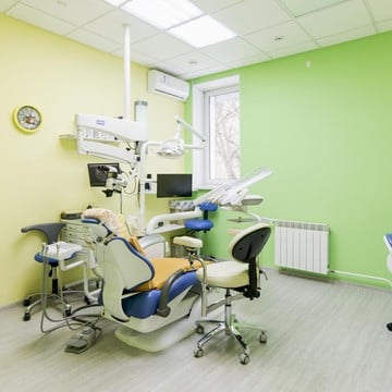Стоматологическая клиника Денталия в Октябрьском районе фото 1
