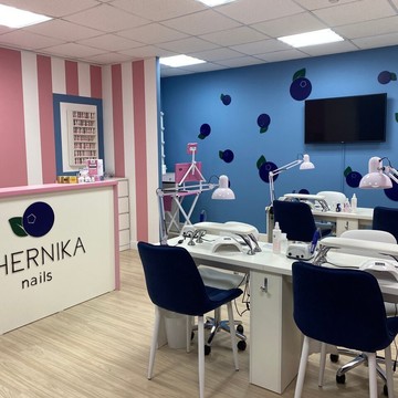 Студия маникюра и педикюра CHERNIKA Nails фото 1