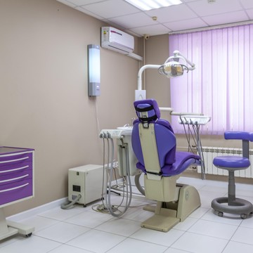 Стоматологическая клиника Прага-Стом фото 1