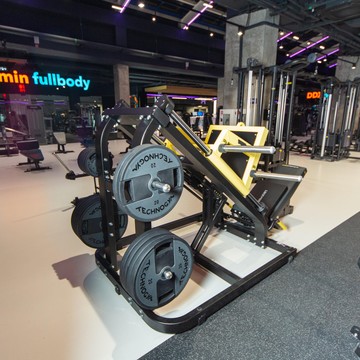 Фитнес-клуб DDX Fitness на улице Ленина фото 3