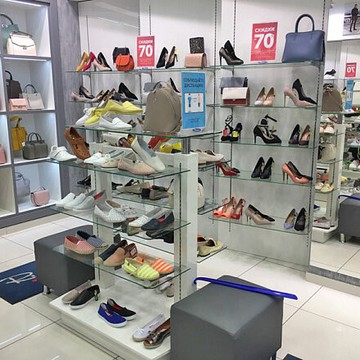 Магазин обуви Respect на улице Дзержинского фото 2