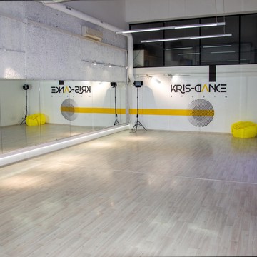 Студия танцев Kris-dance Studio на Набережной 62-й Армии фото 3