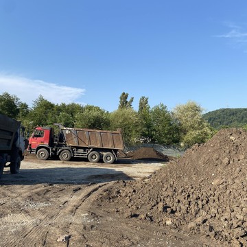 Компания по продаже чернозема фото 1