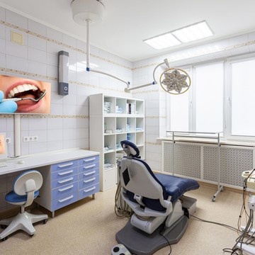 Стоматологическая клиника АМАДЕЙ фото 1