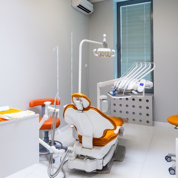 Стоматологическая клиника Белая фото 1