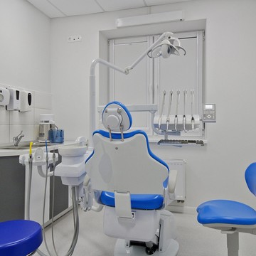 Стоматологическая клиника WestStom фото 1