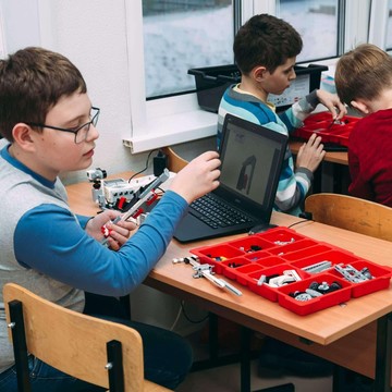 Школа программирования Лига Роботов на ​Кировградской фото 3