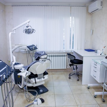 Стоматологический центр ДИА фото 1