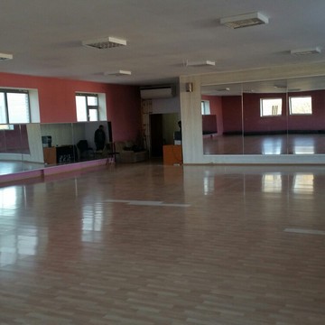 Танцевальный зал на Мясникова фото 1
