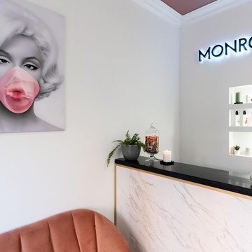 Салон Beauty Bar Monroe на Маяковской фото 2