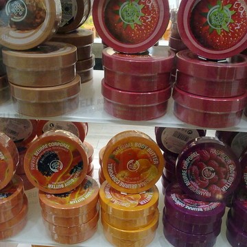Магазин косметики для тела the Body Shop на проспекте Просвещения фото 2