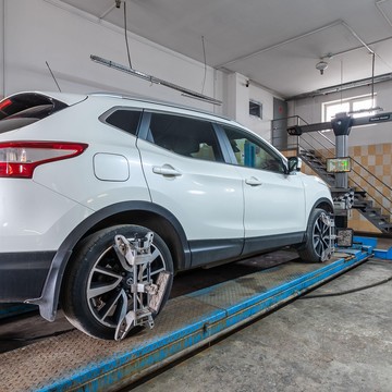 Автосервис и магазин автозапчастей Apex.ru на Южной улице фото 3