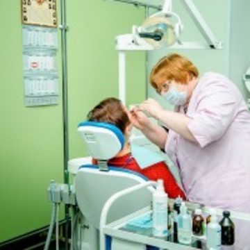 Тульская стоматологическая поликлиника им. С.А. Злотникова, ЗАО Стоматолог фото 3