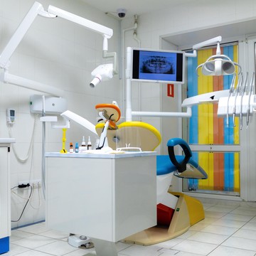 Стоматология для детей и взрослых «Евромедцентр» на Комсомольской фото 2