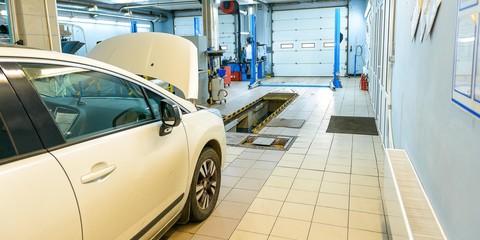 иномарки купит в автосалоне москвы