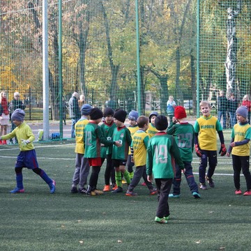 Детская футбольная школа Перовец на улице Молдагуловой фото 1