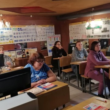 Автошкола Самарский областной учебный комбинат на Советской улице фото 1