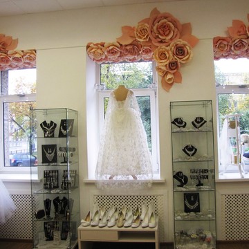 Салон свадебной и вечерней моды Edler Weiss на Московском проспекте фото 2