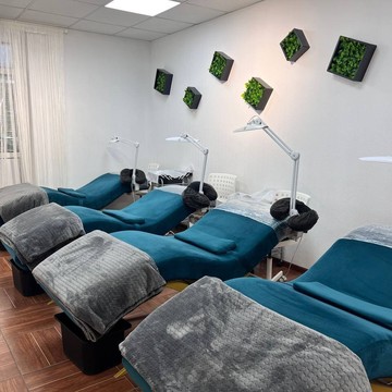 Студия скоростного наращивания ресниц РЕДАКЦИЯ фото 1