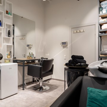 Студия красоты Healthy Hair Club 15 фото 2