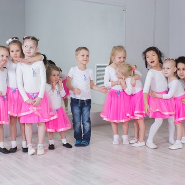 Школа танцев DariDance на Нахимовском проспекте фото 1