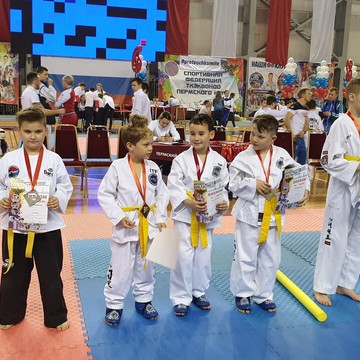 Спортивный клуб Успех на Советской улице фото 1