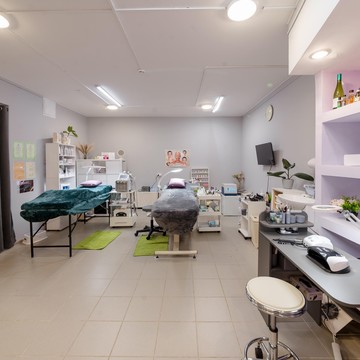 Салон красоты Lovely фото 1