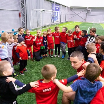 Футбольная школа Динамо на улице 50 лет Октября в Отрадном фото 1