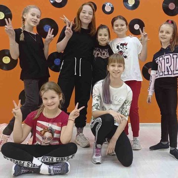 Школа танцев для детей Shuffle Dance и Hip-Hop фото 2
