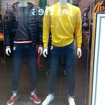 Магазин мужской одежды Springfield в Кировском районе фото 3