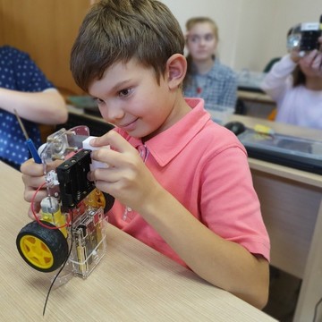 Школа программирования и робототехники для детей Пиксель на ​Мусы Джалиля фото 3