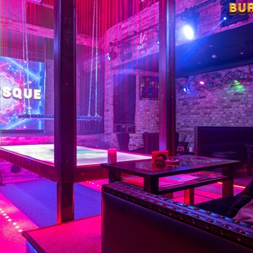 Стриптиз-клуб Burlesque на Хорошёвском шоссе фото 1
