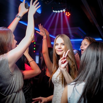 Караоке бар Ферст фото 2