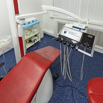 Стоматологическая клиника Долгалёва фото 1