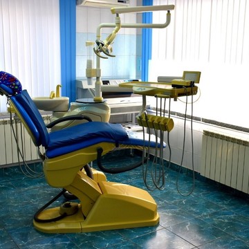 Стоматологическая клиника Атлант на 1-й Железнодорожной улице фото 3
