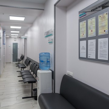 Медицинский центр Medical+ на улице Шамиля Усманова фото 3