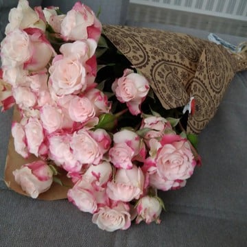 Цветы в Калининграде по оптовым ценам - 39 роза фото 3