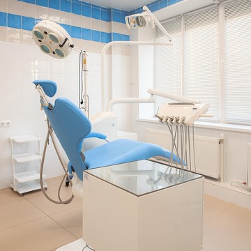 Стоматологический и косметологический центр Династия Парк на Краснопольском проспекте фото 2
