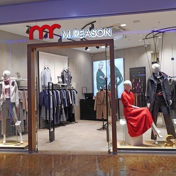 Магазин дизайнерской женской одежды M.REASON на площади Киевского вокзала фото 2