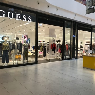 Guess на Войковской фото 1