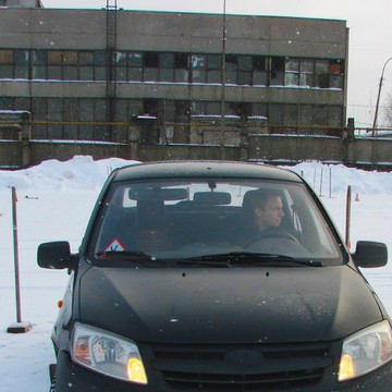 Автошкола Мост на Киришской улице фото 1