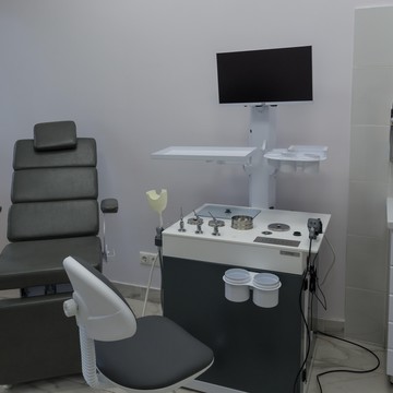 Медицинский центр Medical+ на улице Шамиля Усманова фото 2