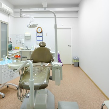 Стоматологическая клиника Добрый стоматолог на Красноармейской улице фото 1
