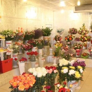 Цветочный магазин Цветторг на Большой Октябрьской улице фото 2